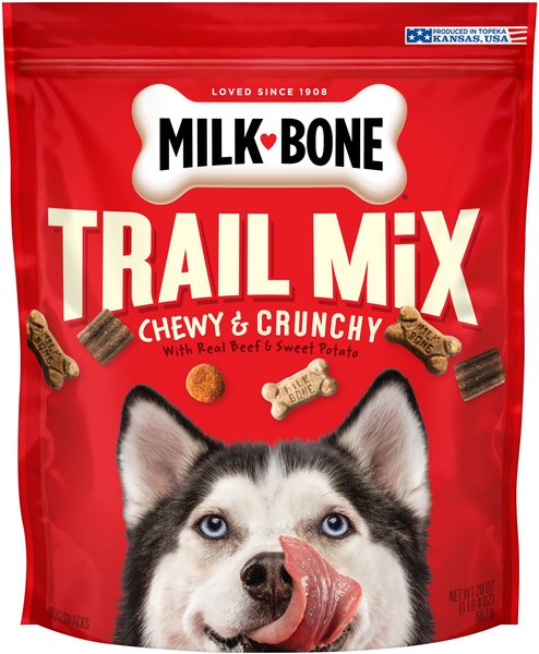 Milk-Bone Trail Mix with Real Beef & Sweet Potato Chewy & Crunchy Dog Treats, 20-oz bag slide 1 of 6