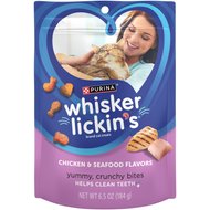 Whisker Lickin's Chicken & Seafood Flavors Crunchy & Yummy Cat Treats