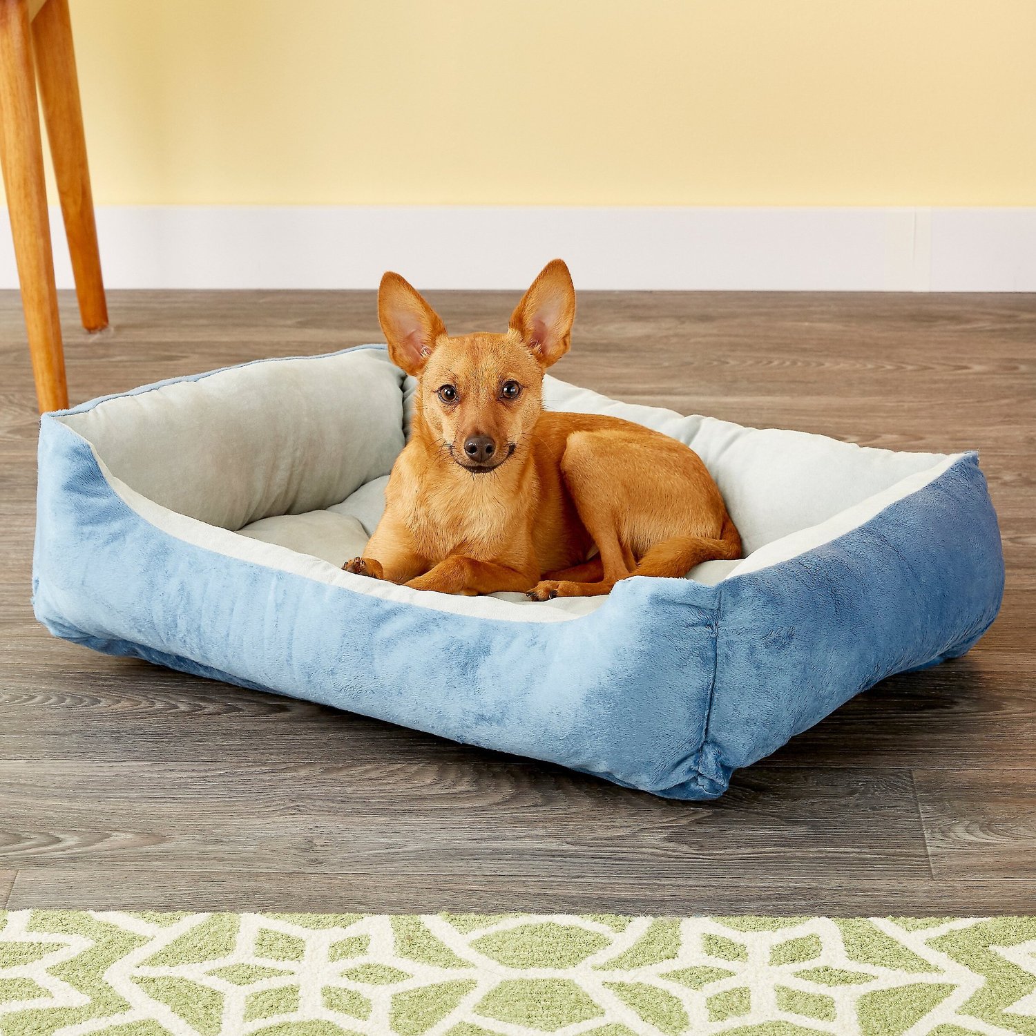 HappyCare Textiles Suede Reversible Rectangle Dog & Cat Bed, Medium