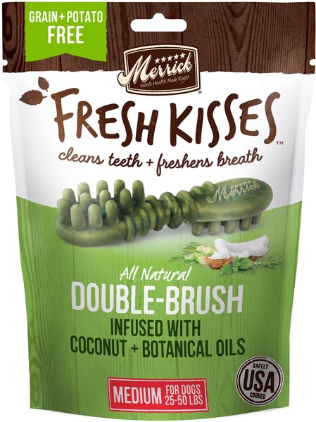 Merrick Fresh Kisses Infused with Coconut Oil & Botanicals Medium Dental Dog Treats, 10 count slide 1 of 9