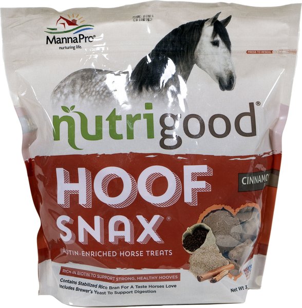 Manna Pro HoofSnax Biotin Enriched Horse Treats, 3-lb bag slide 1 of 2