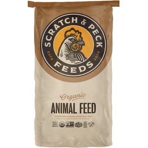 Scratch & Peck Feed Cluckin' Good Organic Cracked Corn Poultry Treats, 40-lb bag