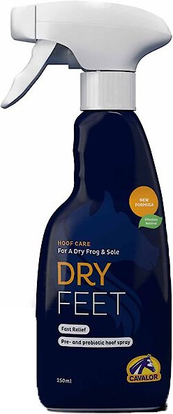 Cavalor Dry Feet Horse Hoof Care Spray, 250-mL bottle slide 1 of 1