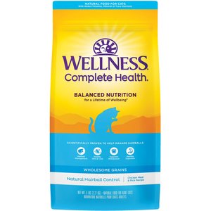 Wellness Natural Hairball Control Chicken Meal & Rice Recipe Dry Cat Food, 5-lb bag