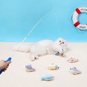 ZEZE Telescopic Fishing Rod Fishing Cat Toy with Catnip, Light Blue