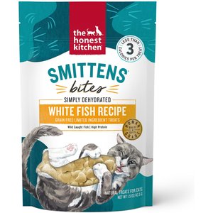 The Honest Kitchen Smittens Bites Heart-Shaped White Fish Cat Treats, 1.5-oz