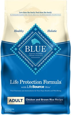 1. Blue Buffalo Life Protection Formula Dry Dog Food