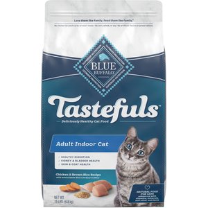 Blue Buffalo Indoor Health Chicken & Brown Rice Recipe Adult Dry Cat Food, 15-lb bag