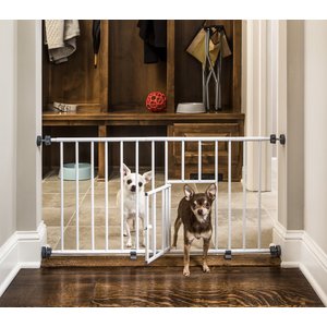 Carlson Pet Products Mini Gate with Pet Door