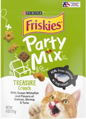 Friskies Party Mix Treasure Crunch Cat Treats, slide 1 of 1